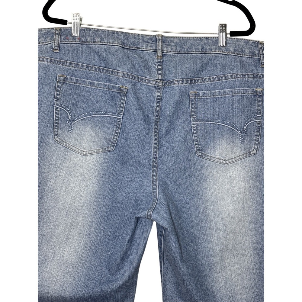 Vintage Y2K Fashion Bug Women's Plus Size 24W Light Wash Straight Leg DenimJean - Picture 3 of 9